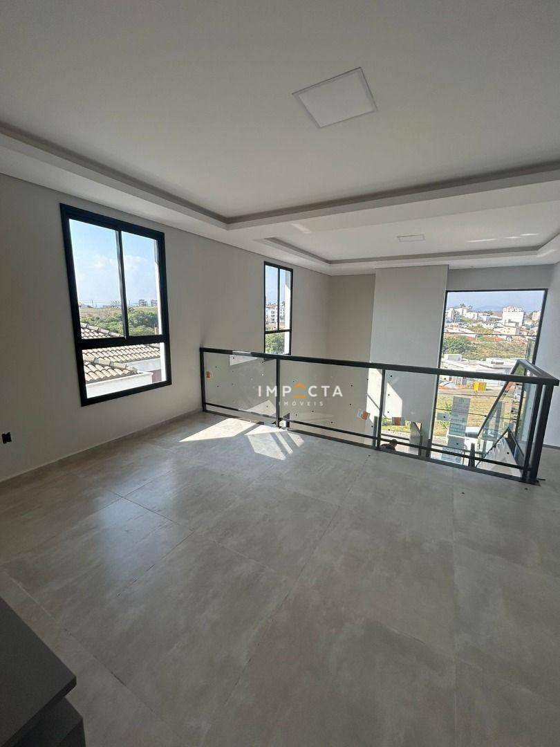 Casa à venda com 4 quartos, 256m² - Foto 15