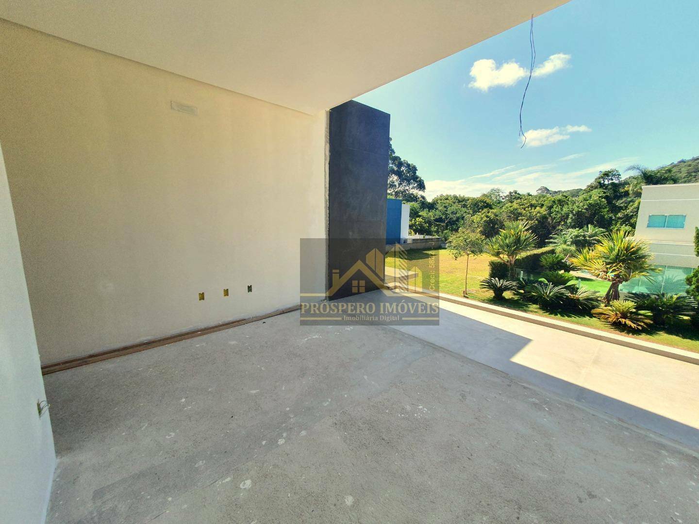 Casa à venda com 4 quartos, 310m² - Foto 22