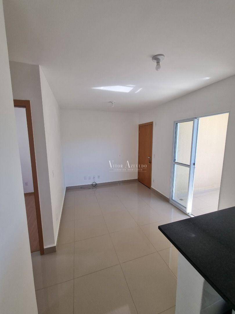 Apartamento à venda com 2 quartos, 41m² - Foto 2