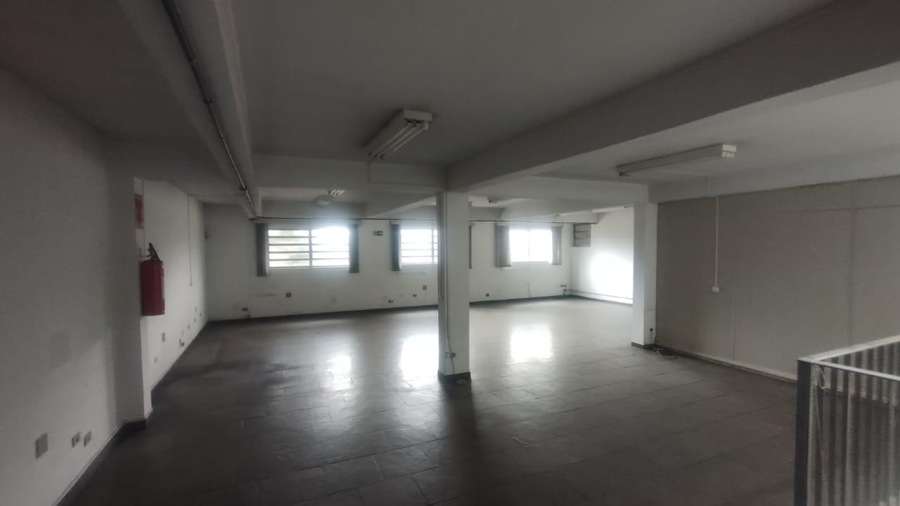 Prédio Inteiro para alugar, 692m² - Foto 2