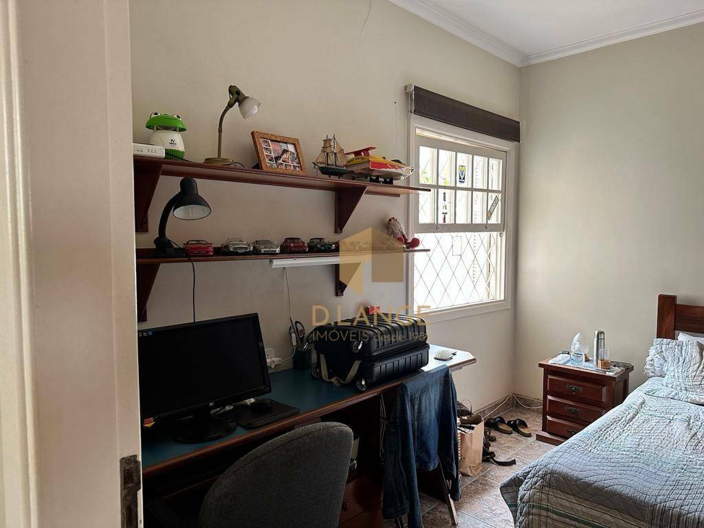 Casa à venda com 3 quartos, 231m² - Foto 20