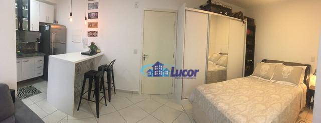 Apartamento à venda com 1 quarto, 28m² - Foto 2