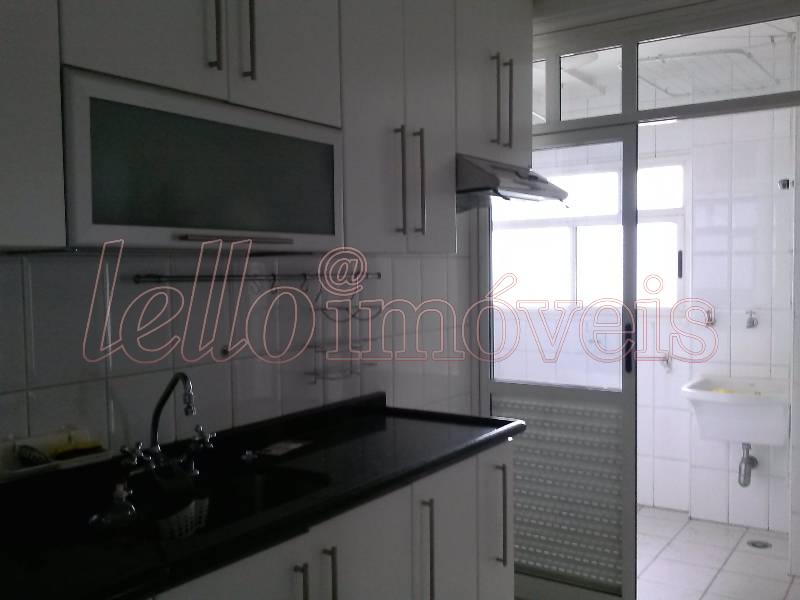 Apartamento para alugar com 3 quartos, 101m² - Foto 2