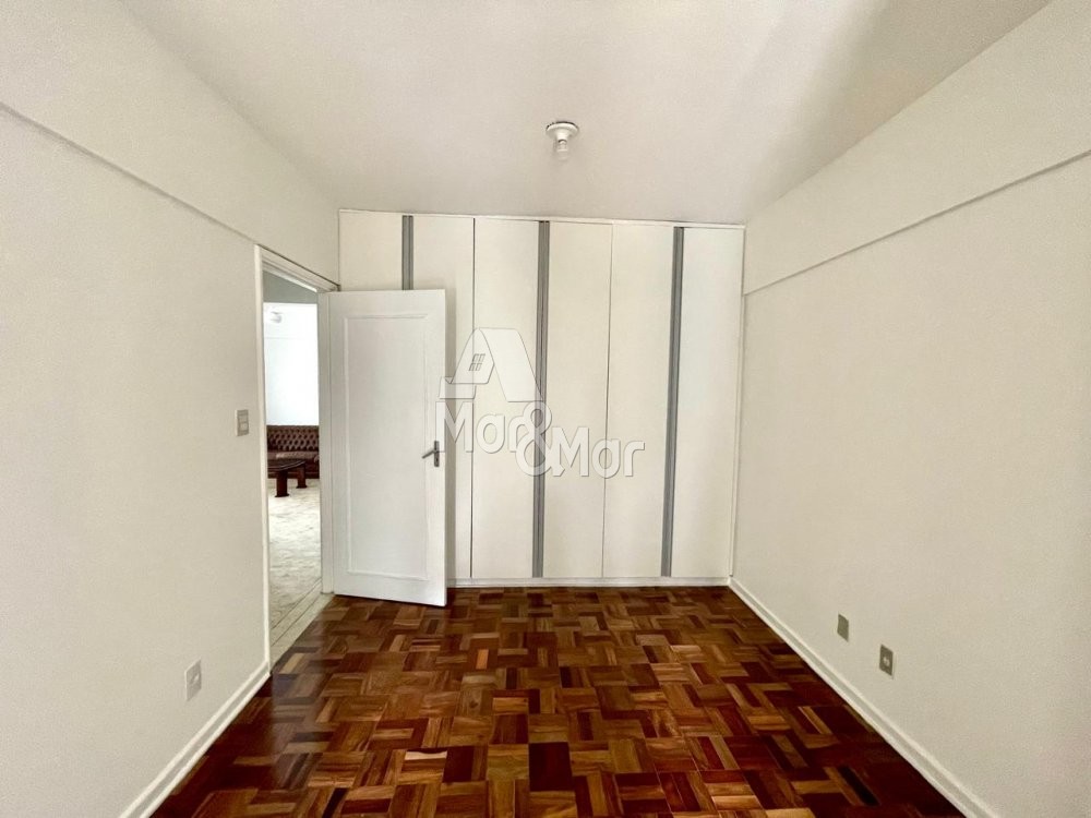 Apartamento à venda com 2 quartos, 136m² - Foto 11