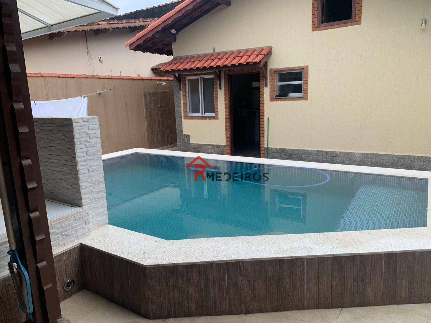 Casa à venda com 2 quartos, 155m² - Foto 9