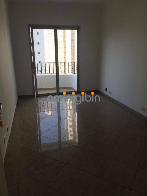 Apartamento para alugar com 1 quarto, 50m² - Foto 2