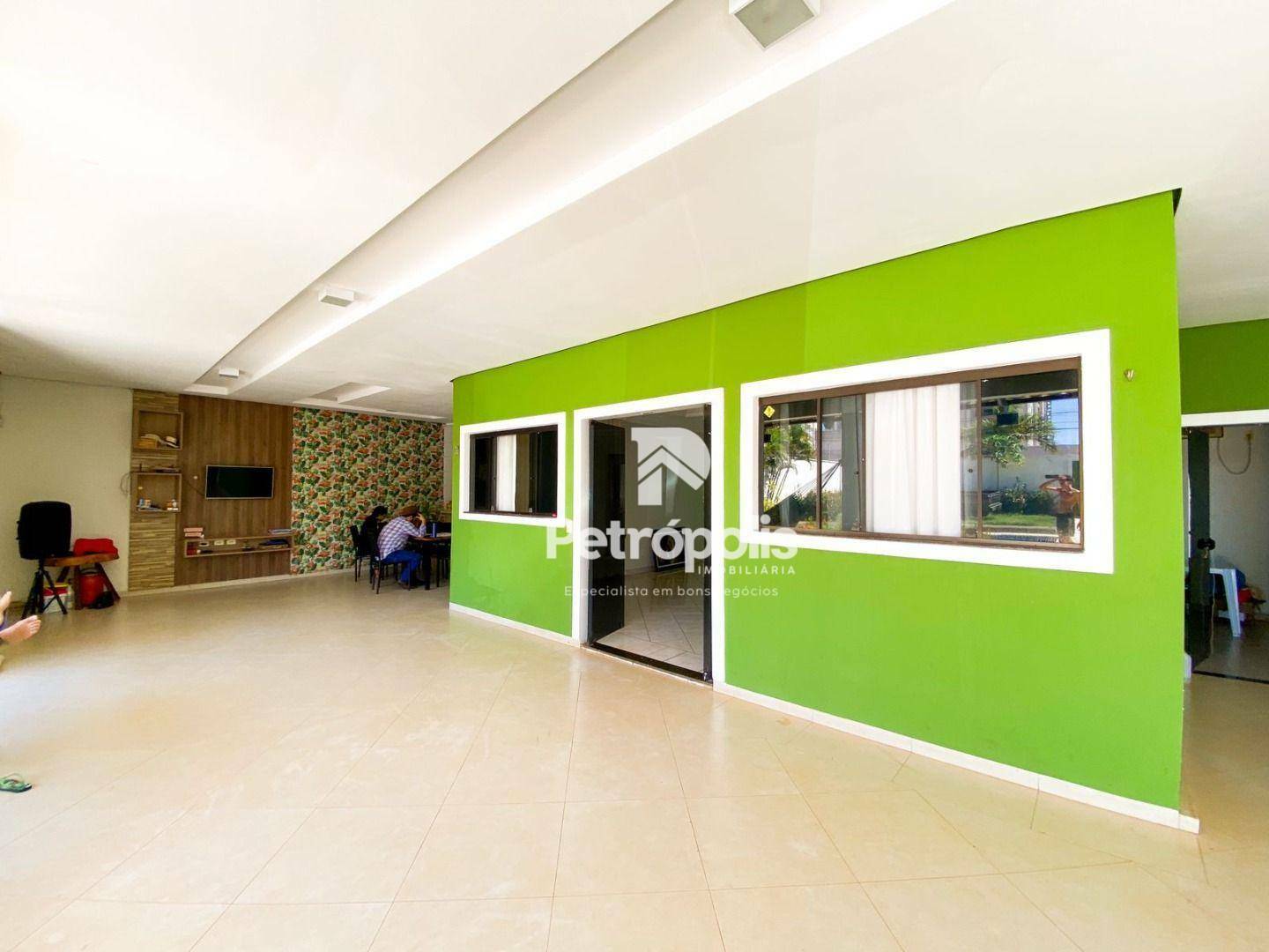 Sobrado à venda com 5 quartos, 540m² - Foto 2