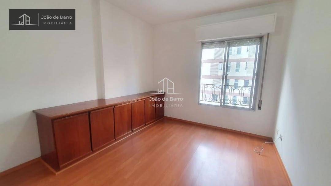 Apartamento à venda com 3 quartos, 84m² - Foto 3