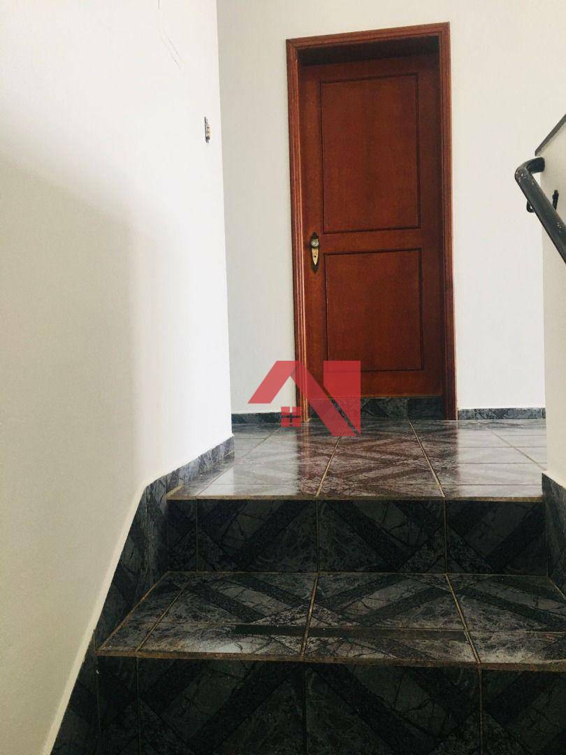 Sobrado para alugar com 3 quartos, 308m² - Foto 15