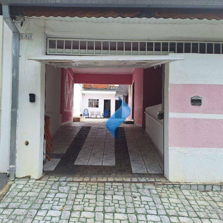 Casa à venda com 3 quartos, 190m² - Foto 2