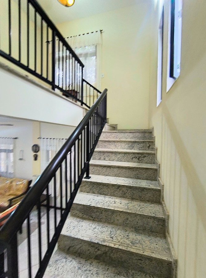 Casa à venda com 6 quartos, 950m² - Foto 11