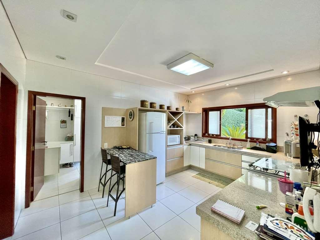 Casa de Condomínio à venda com 5 quartos, 1740m² - Foto 18
