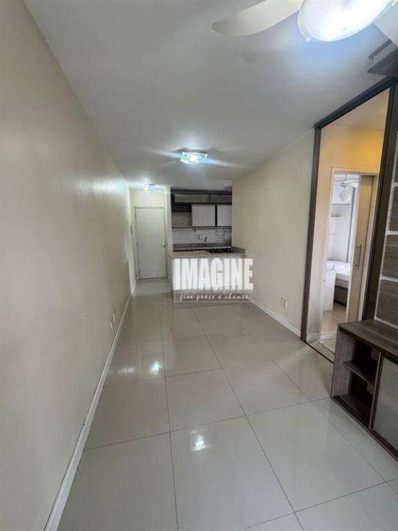 Apartamento à venda com 2 quartos, 49m² - Foto 2