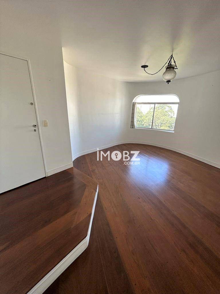 Apartamento à venda com 3 quartos, 120m² - Foto 4