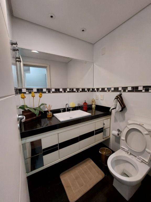 Apartamento à venda e aluguel com 4 quartos, 225m² - Foto 13