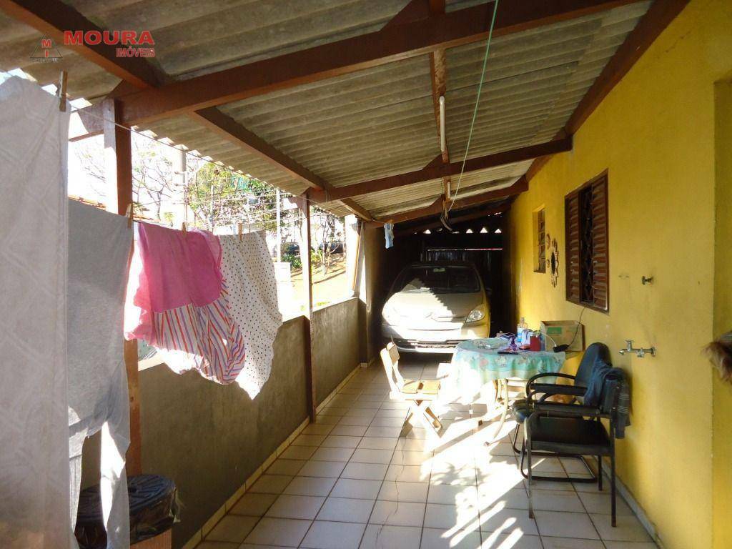 Casa à venda com 5 quartos, 290m² - Foto 16