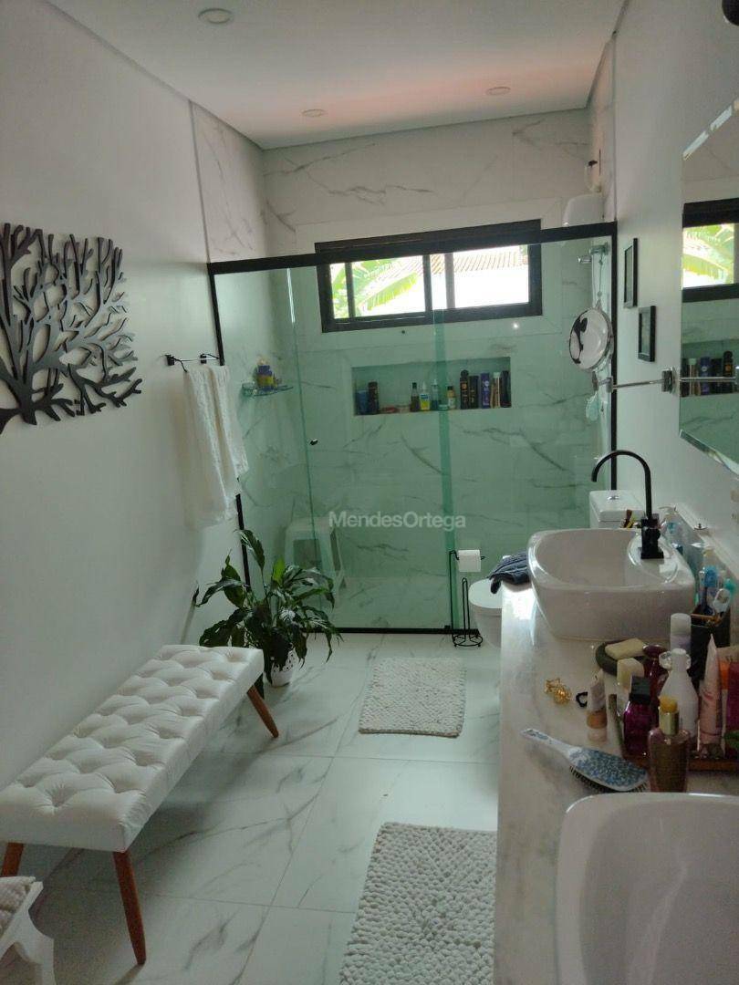 Casa à venda e aluguel com 3 quartos, 306m² - Foto 28