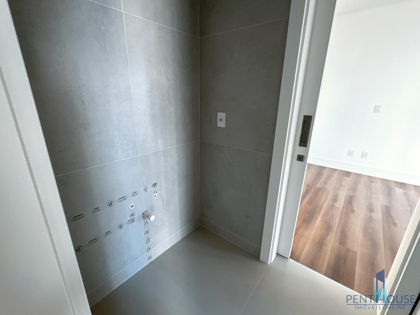 Apartamento à venda com 4 quartos, 154m² - Foto 7