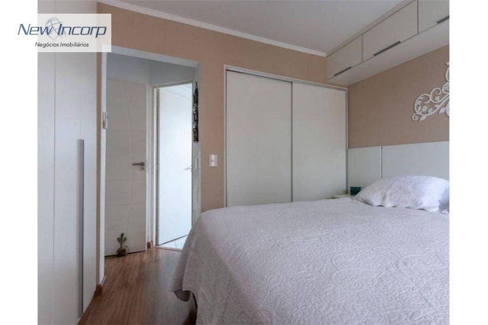 Apartamento à venda com 2 quartos, 75m² - Foto 17