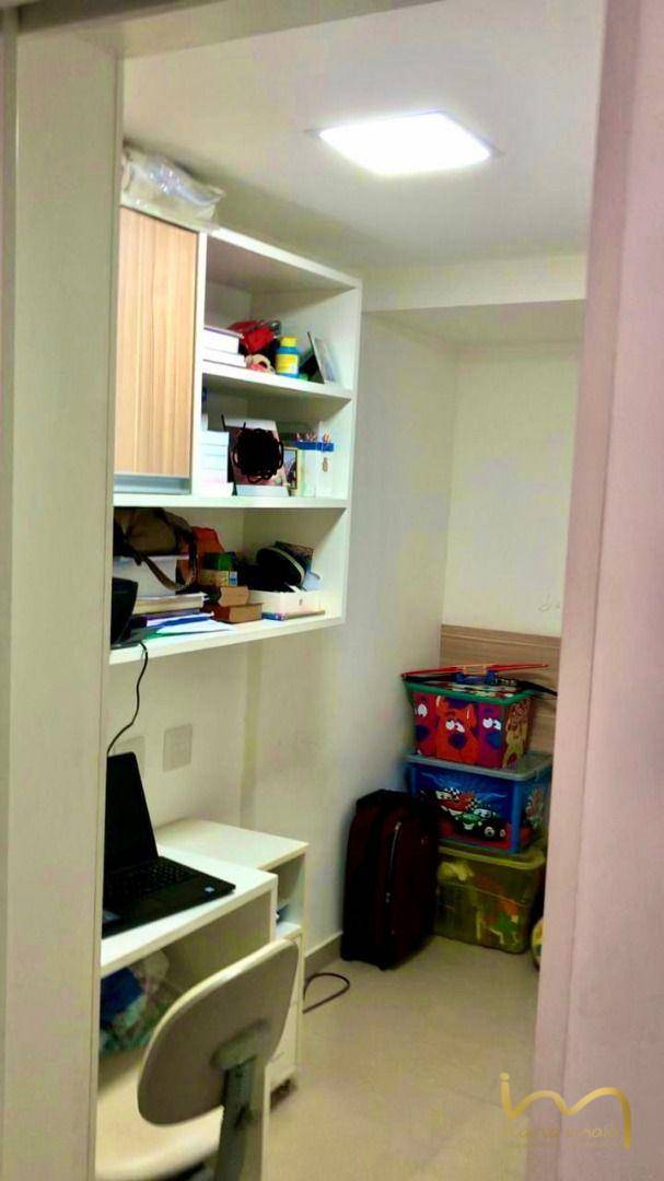 Apartamento à venda com 3 quartos, 80m² - Foto 19