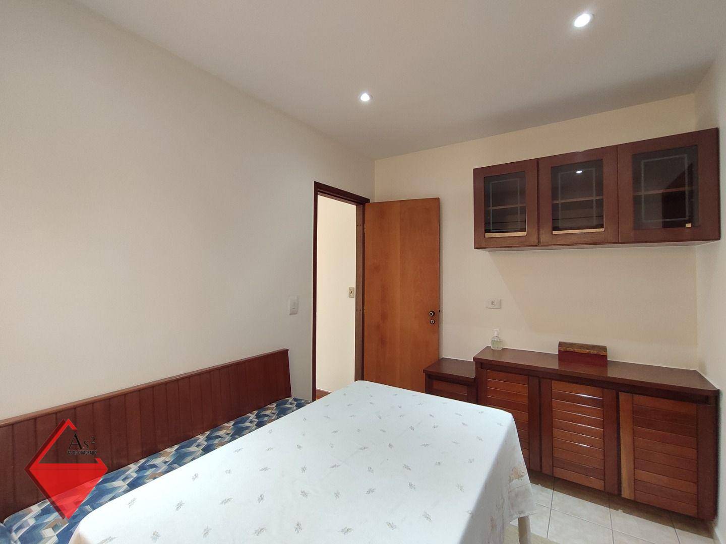 Casa à venda com 3 quartos, 169m² - Foto 14