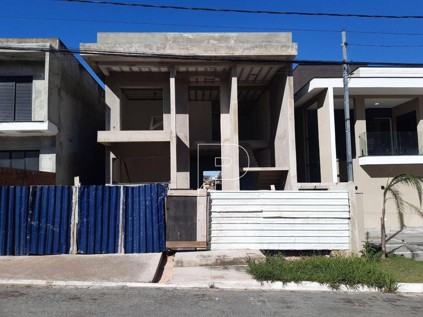 Casa de Condomínio à venda com 3 quartos, 372m² - Foto 1