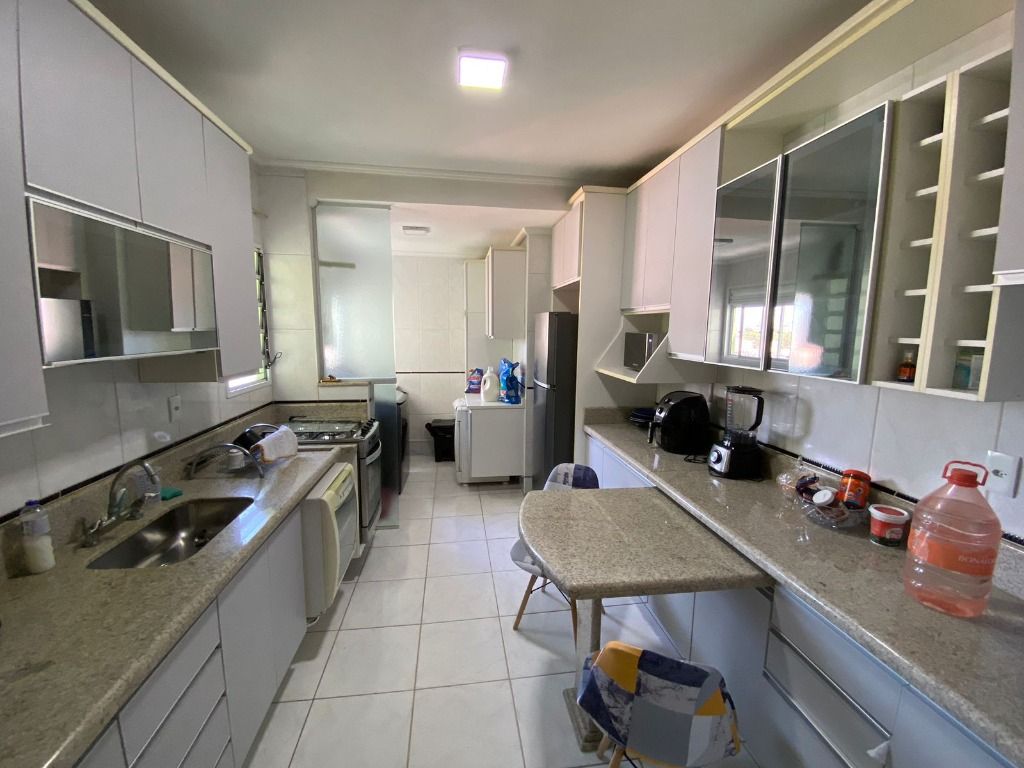 Apartamento à venda com 3 quartos, 101m² - Foto 4