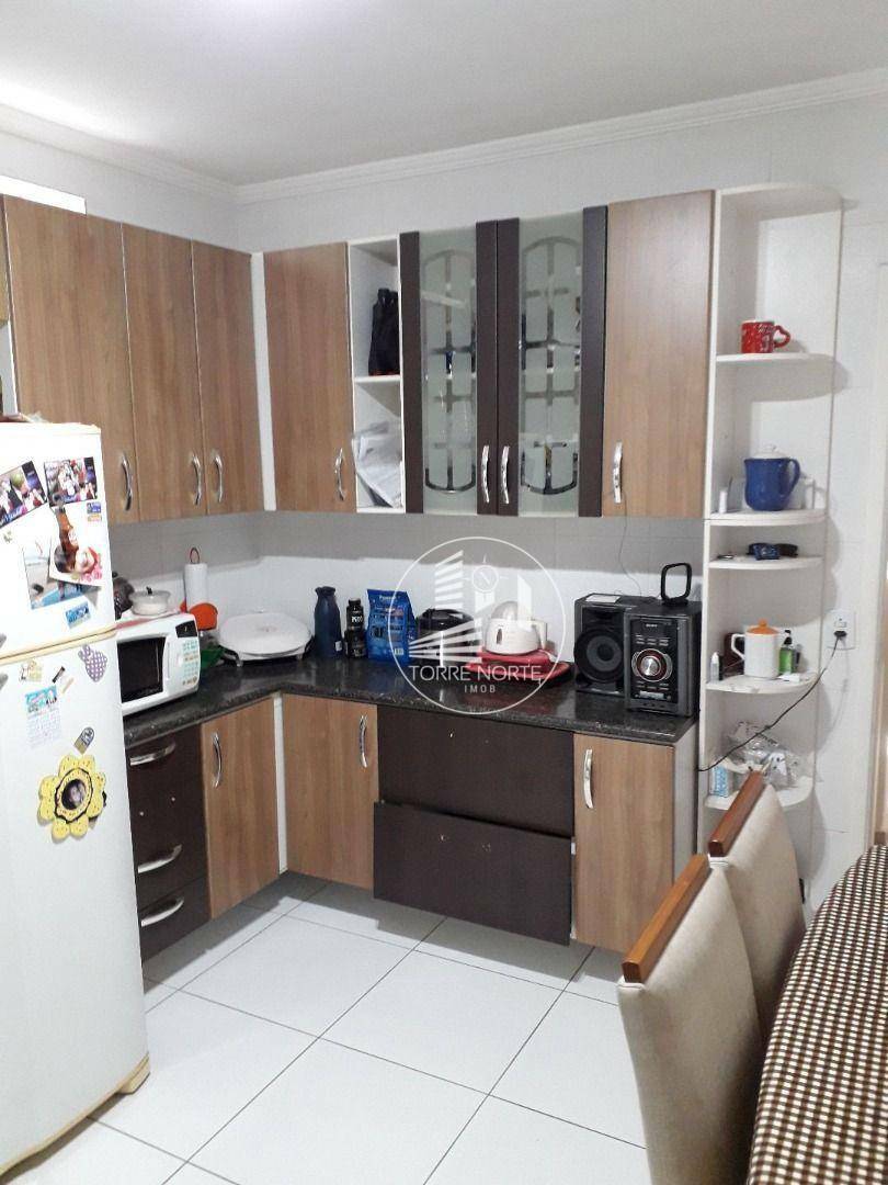 Sobrado à venda com 3 quartos, 124m² - Foto 4