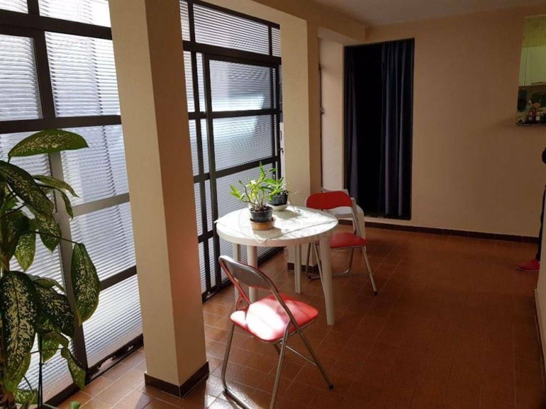 Casa à venda com 3 quartos, 150m² - Foto 2