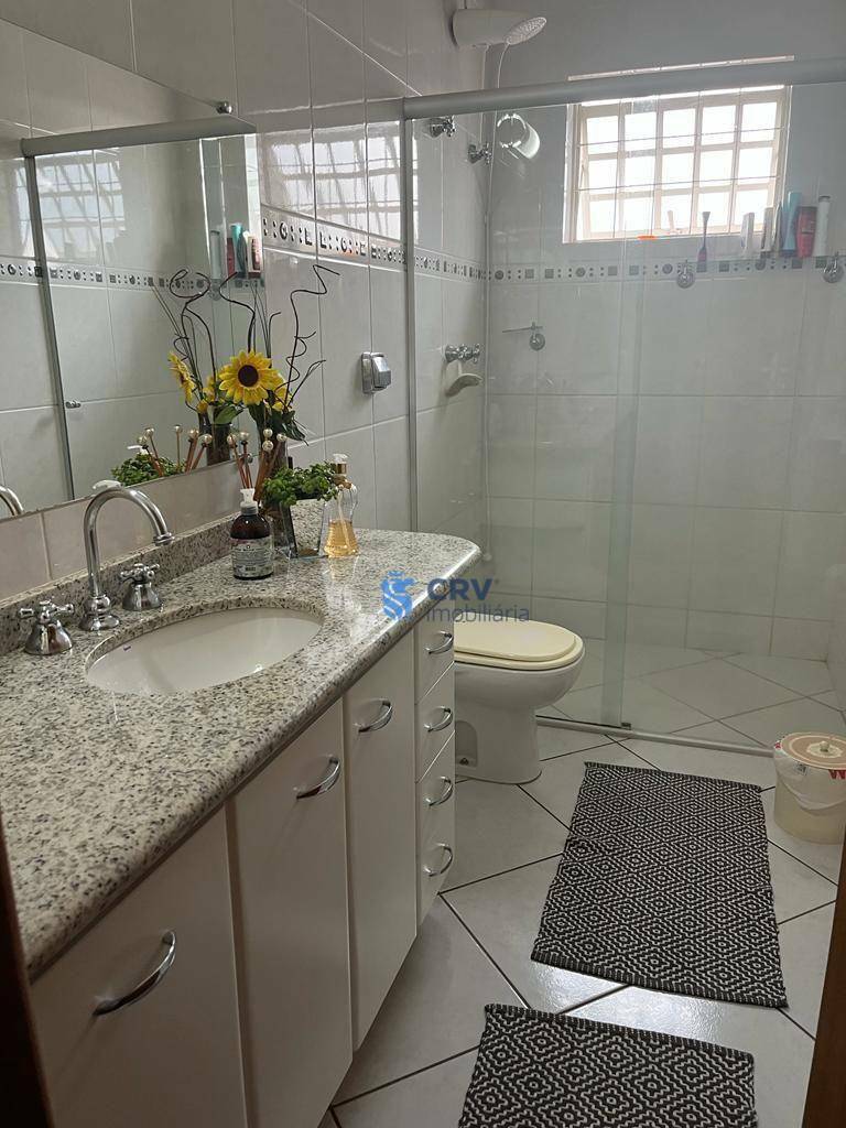 Sobrado à venda com 3 quartos, 246m² - Foto 50