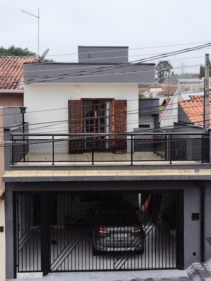 Sobrado à venda com 3 quartos, 137m² - Foto 1