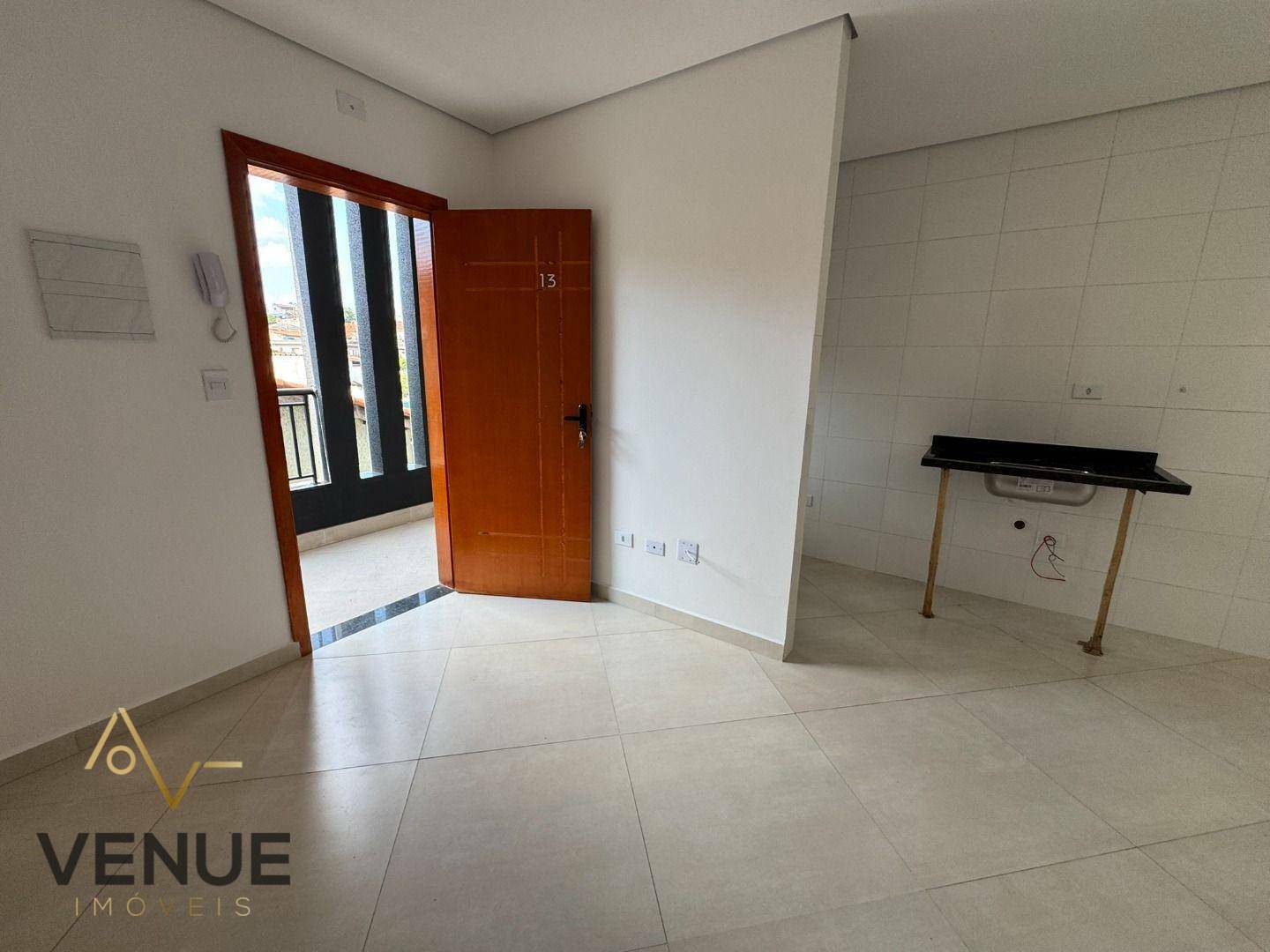 Apartamento à venda com 1 quarto, 28m² - Foto 2