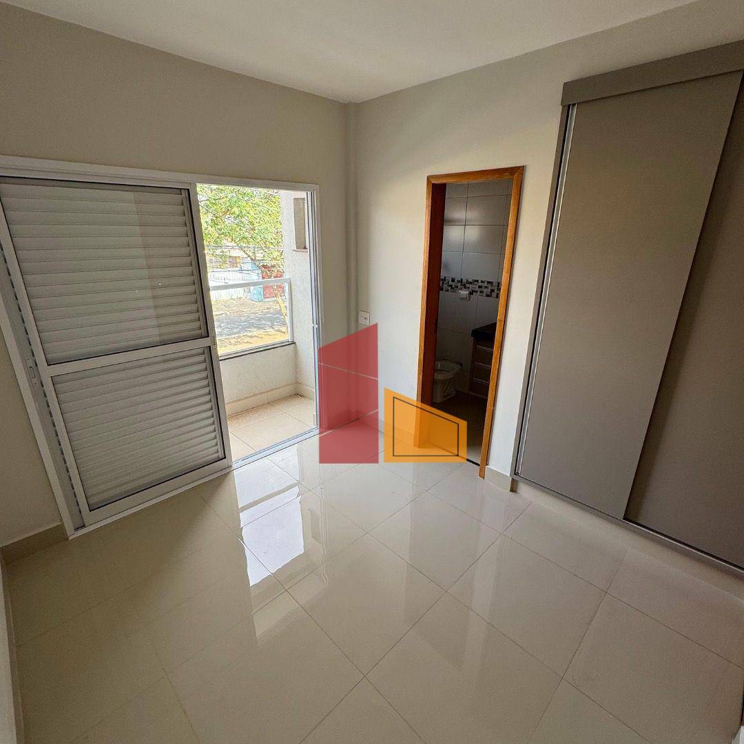 Apartamento à venda com 2 quartos, 67m² - Foto 6