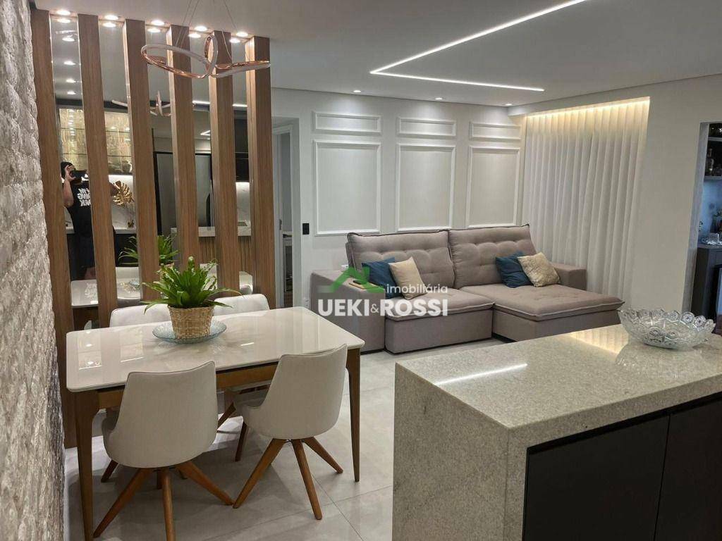 Apartamento à venda com 2 quartos, 64m² - Foto 7