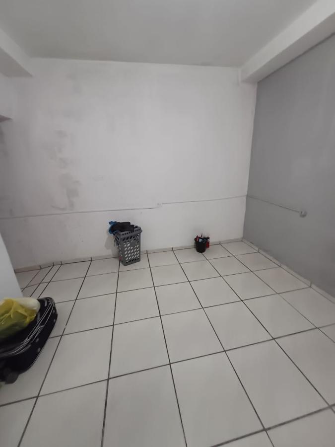 Casa à venda com 4 quartos, 125m² - Foto 13