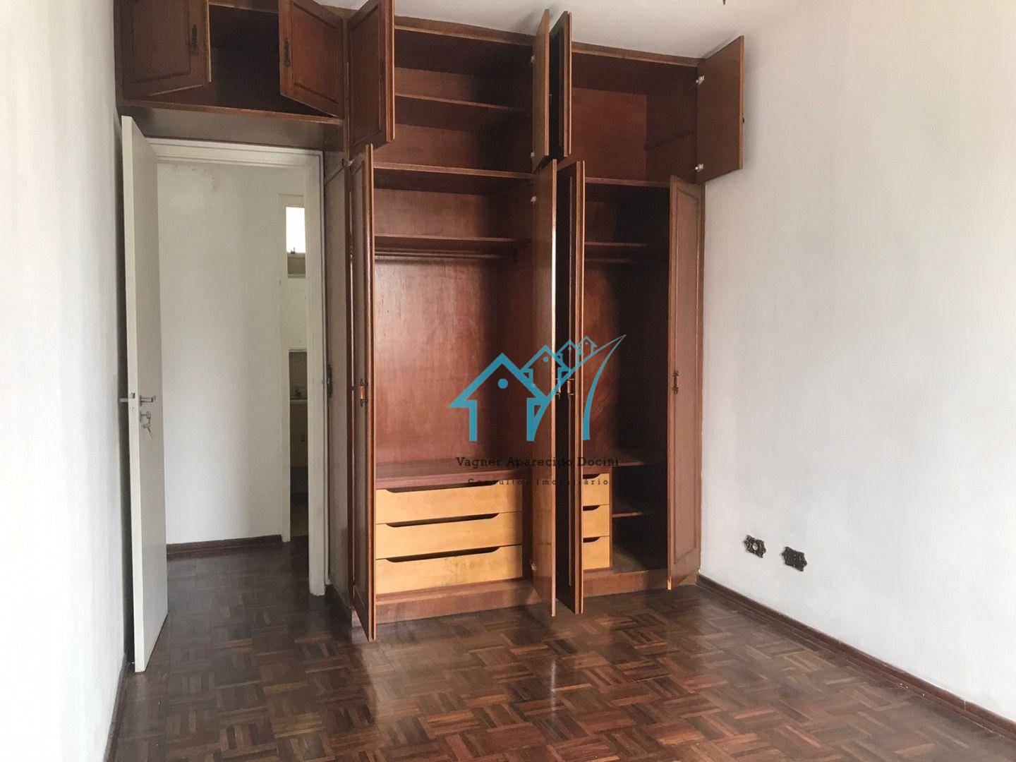 Apartamento à venda com 3 quartos, 110m² - Foto 11