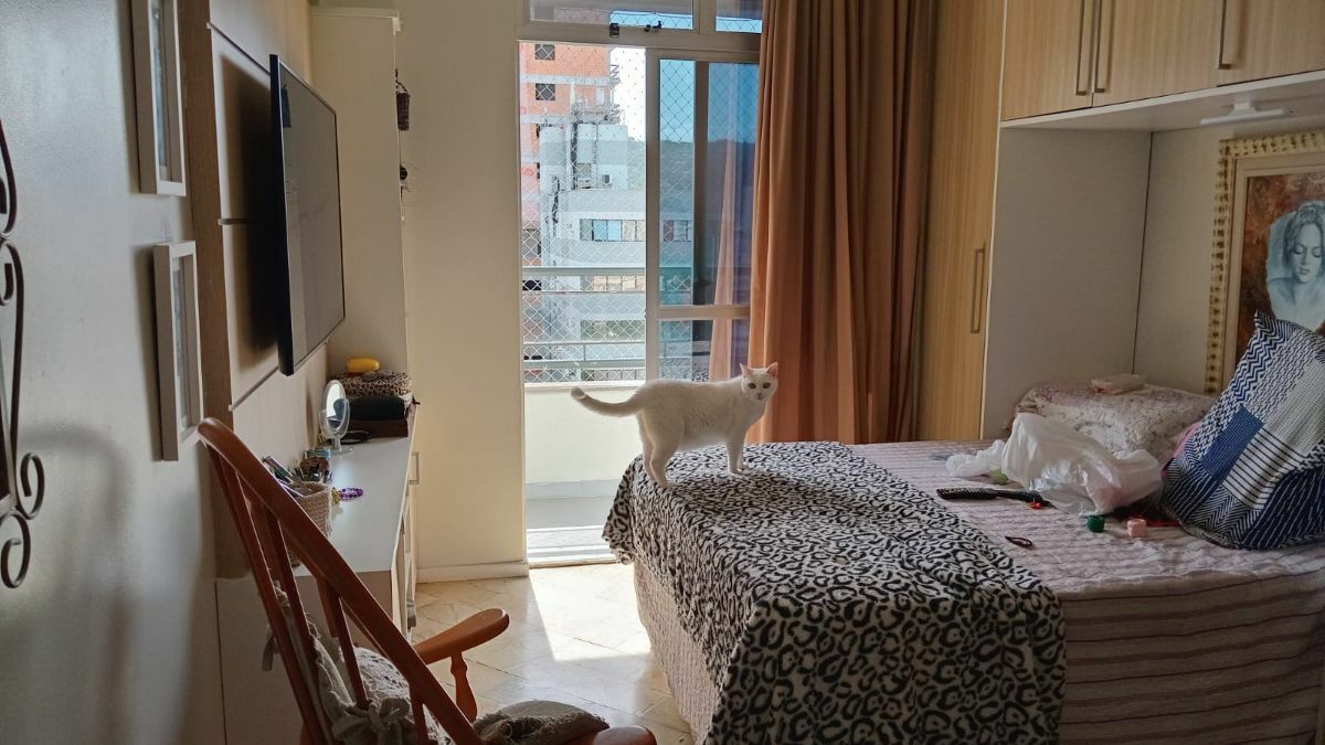 Apartamento à venda com 2 quartos, 75m² - Foto 15