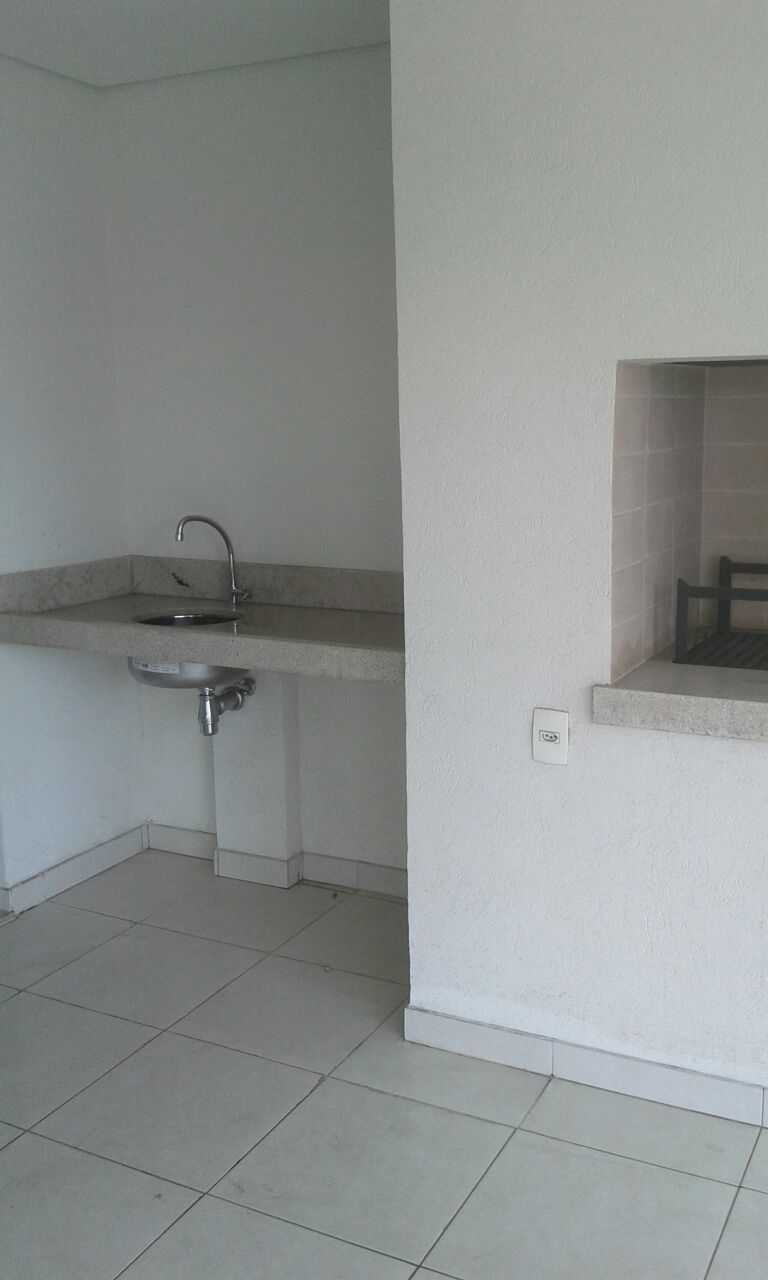 Apartamento à venda com 4 quartos, 258m² - Foto 2