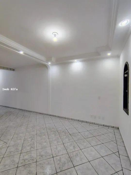 Sobrado à venda com 2 quartos, 180m² - Foto 3