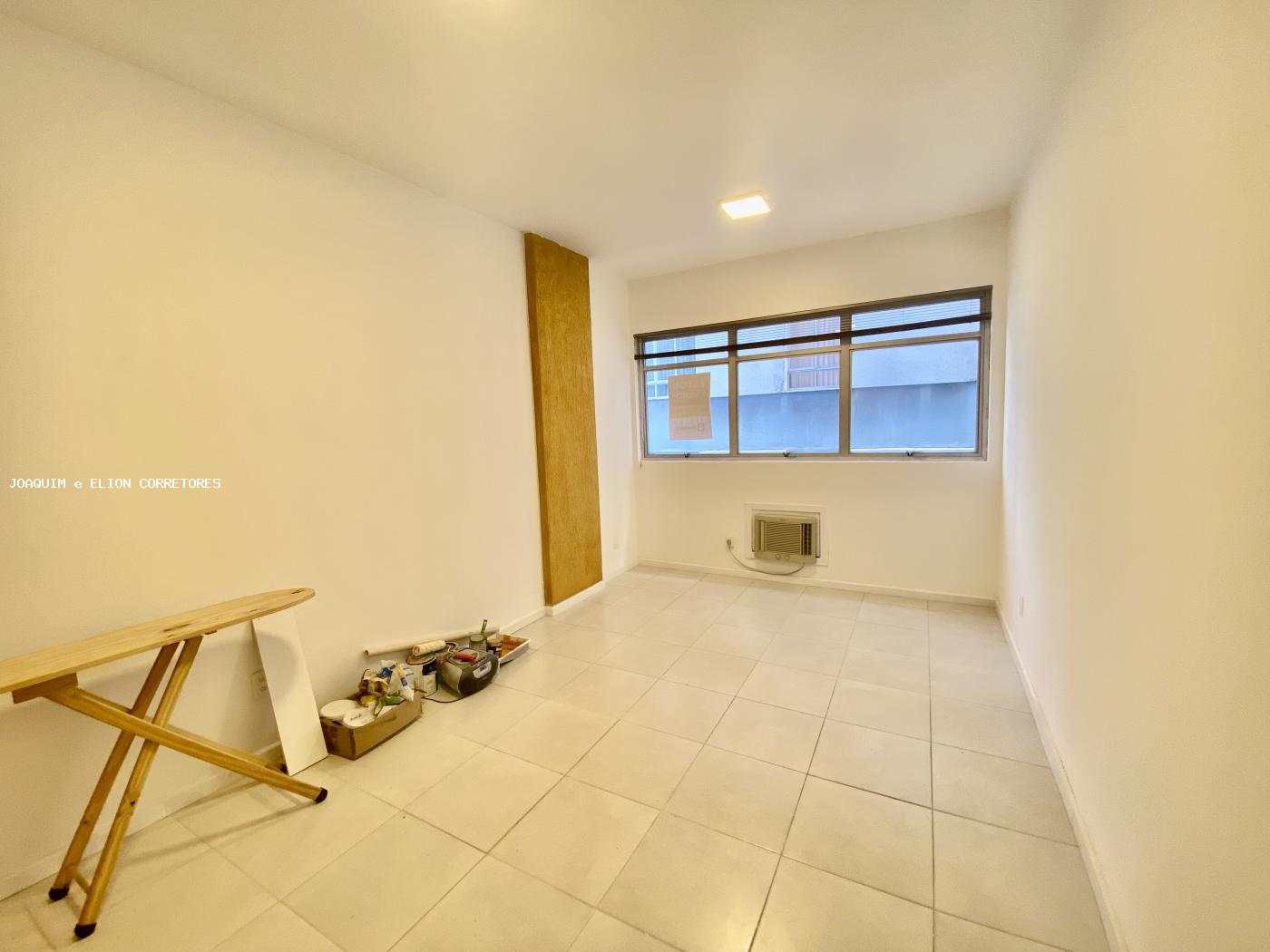 Apartamento à venda com 1 quarto, 28m² - Foto 2