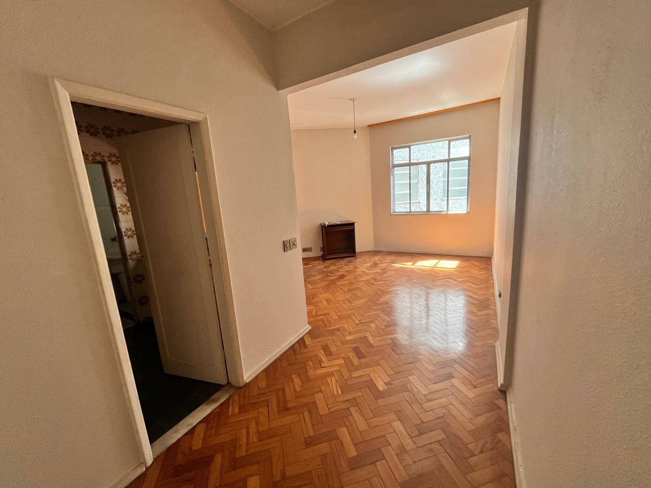 Apartamento à venda com 1 quarto, 43m² - Foto 3