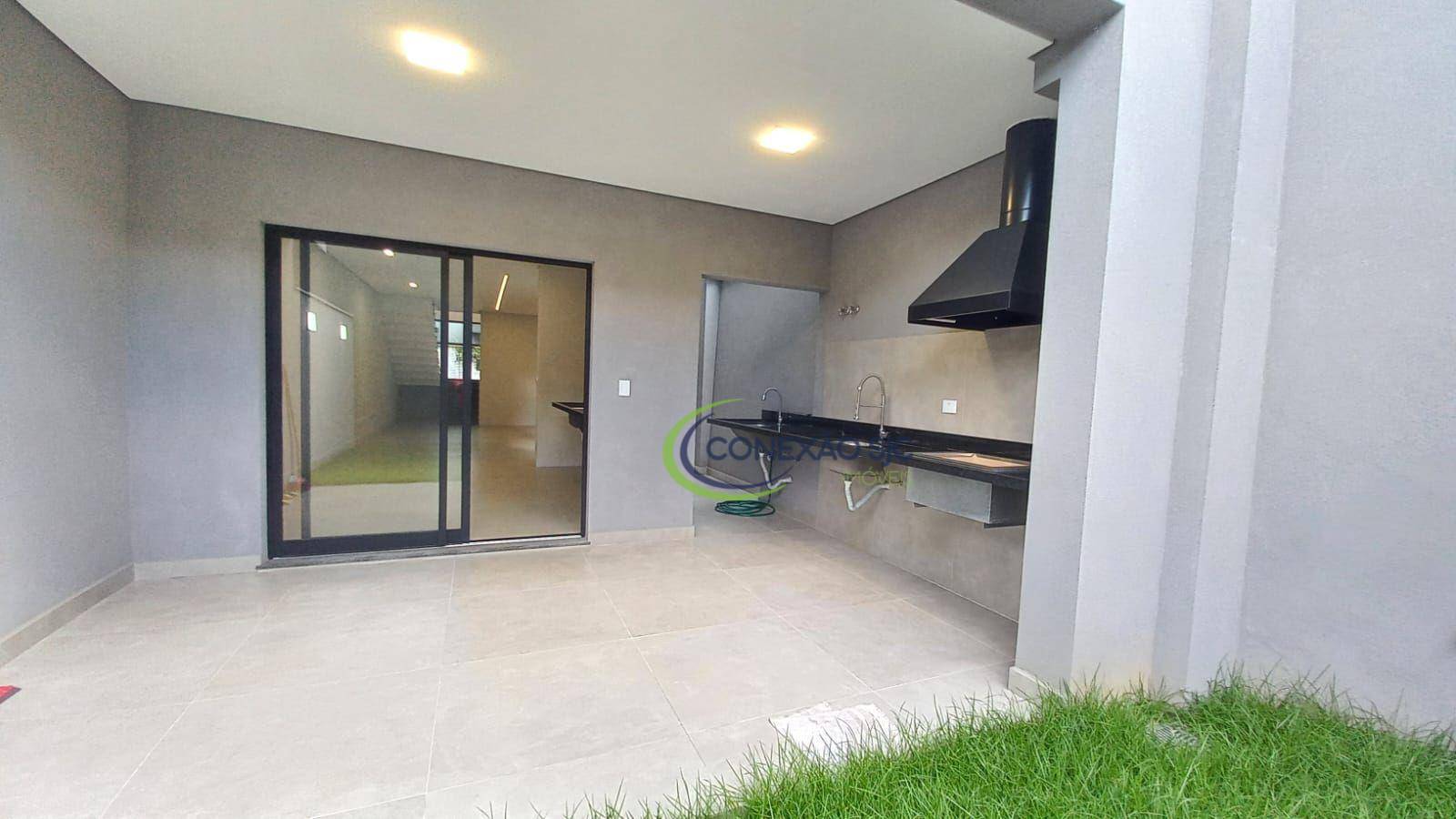 Sobrado à venda com 3 quartos, 150m² - Foto 2