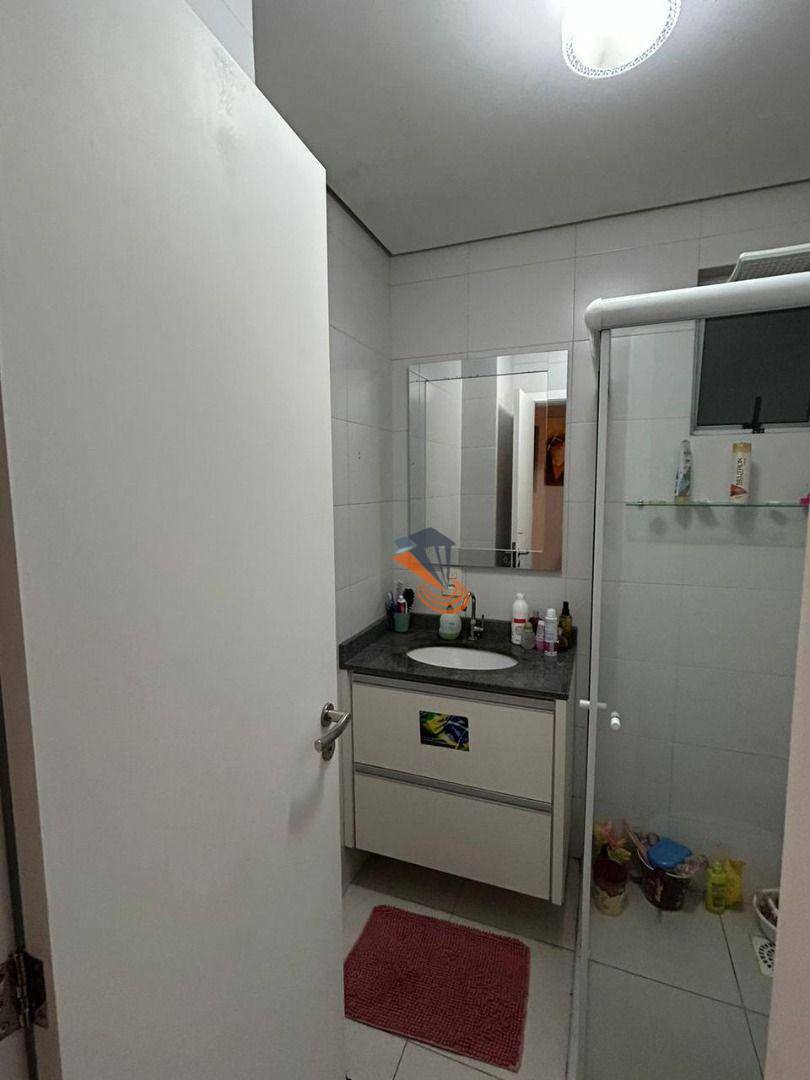 Apartamento à venda com 2 quartos, 69m² - Foto 11