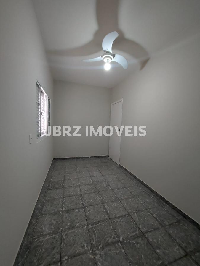 Casa para alugar com 4 quartos, 155m² - Foto 19