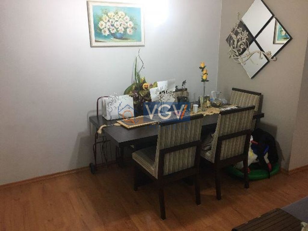 Apartamento à venda com 3 quartos, 68m² - Foto 2