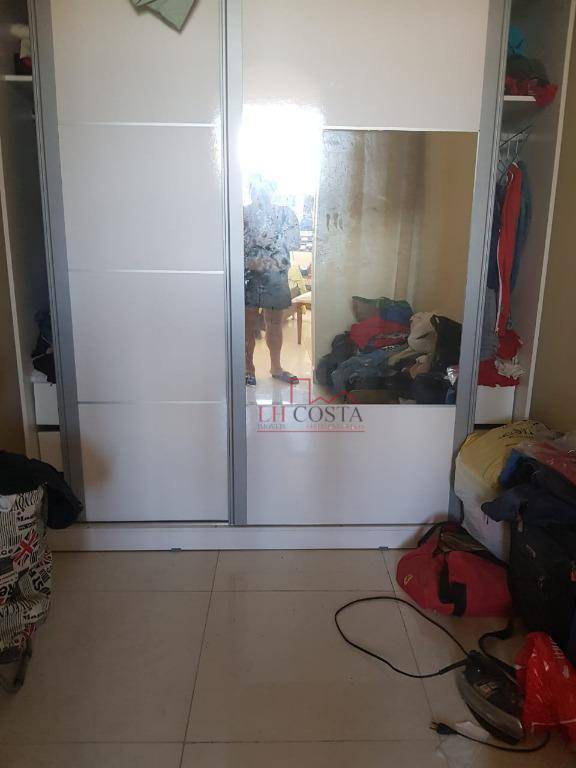 Casa de Condomínio à venda com 3 quartos, 200m² - Foto 18