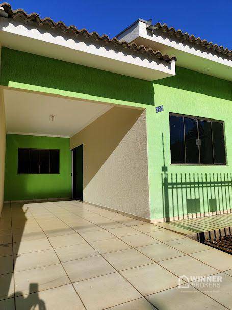 Casa à venda com 3 quartos, 98m² - Foto 2