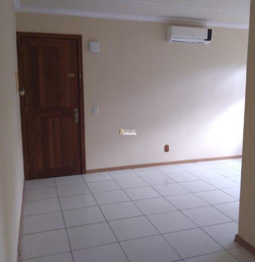 Apartamento à venda com 2 quartos, 50m² - Foto 3