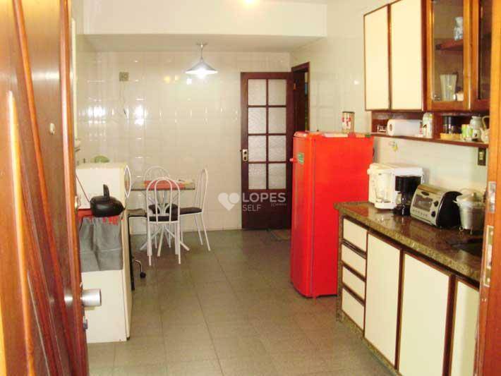 Apartamento à venda com 4 quartos, 145m² - Foto 11