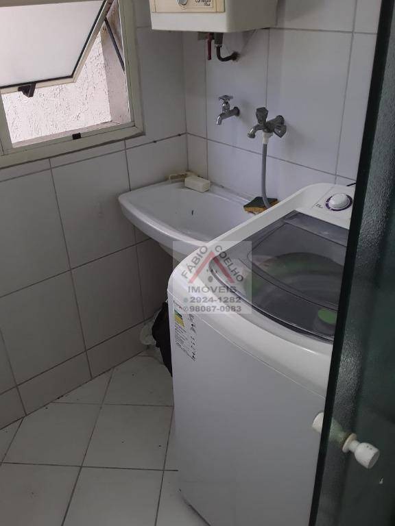 Apartamento à venda com 3 quartos, 75m² - Foto 18